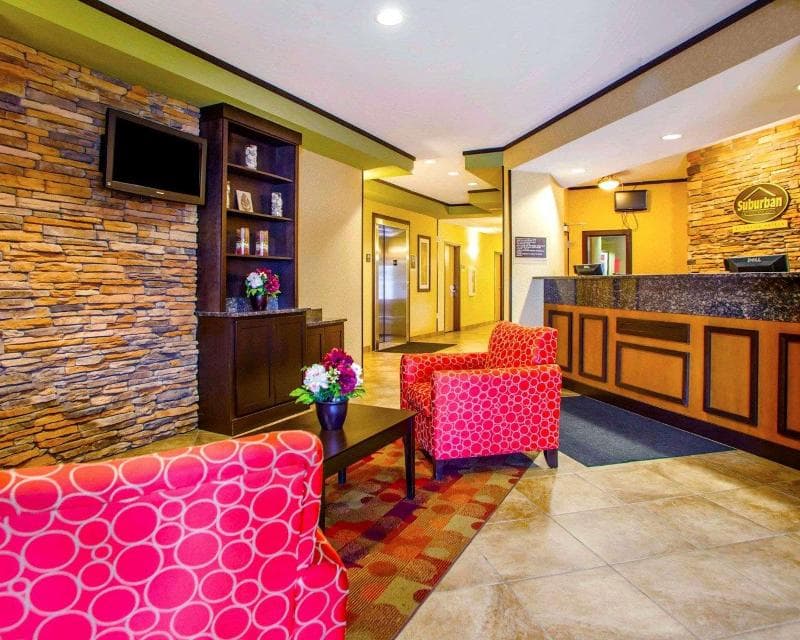 Suburban Studios Cedar Falls 5