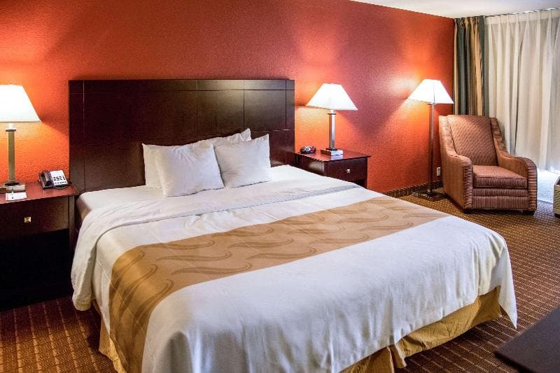 Quality Inn 3