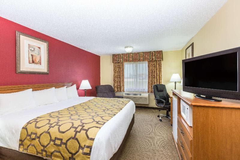 Baymont by Wyndham Fort Dodge 4