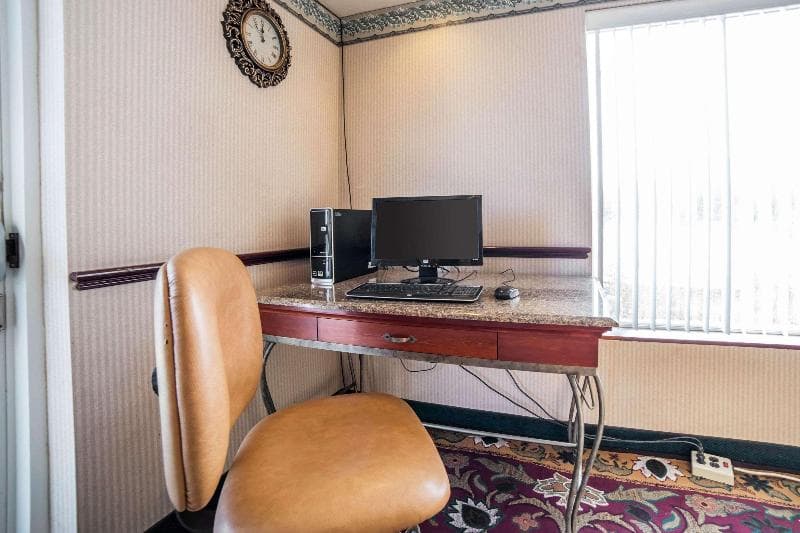 Rodeway Inn And Suites Nampa main