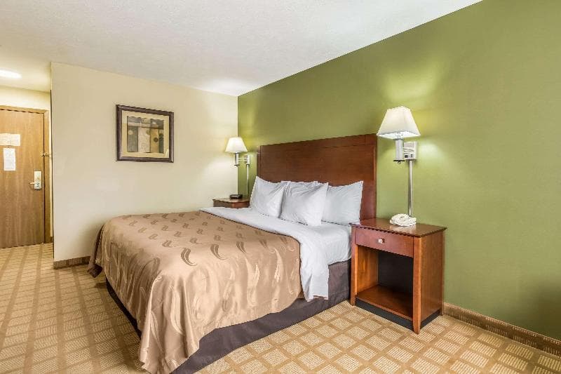 Quality Inn I-74 Betesville photo 1