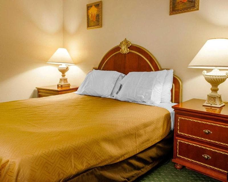FairBridge Inn Express Chesterton 5