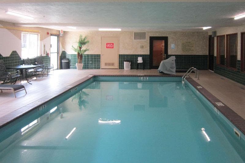 Comfort Inn 4