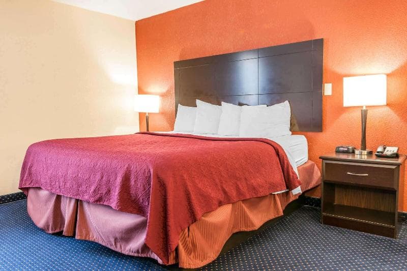 Quality Inn Seymour I-65 2