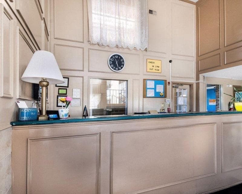 SureStay Hotel by Best Western Olathe 5