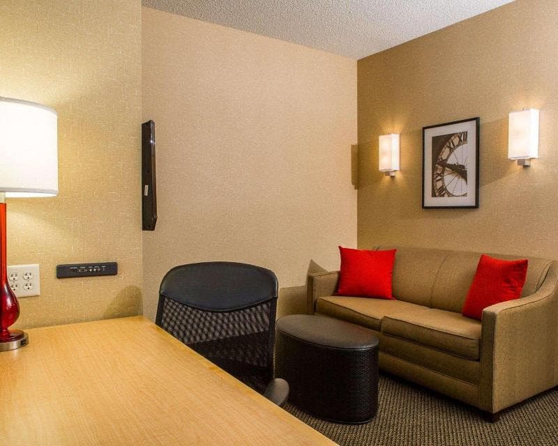 Cambria Suites Traverse City 5