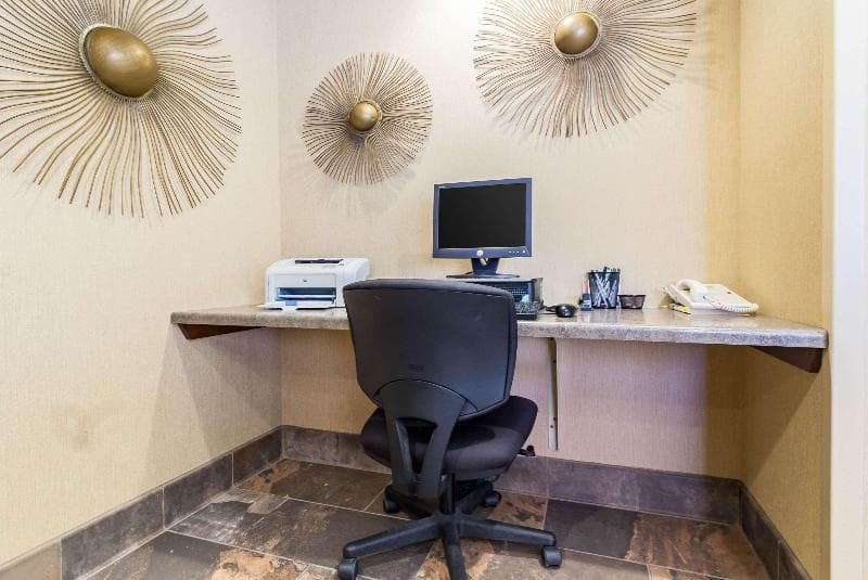 Quality Inn - Marshall main