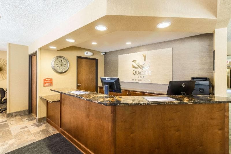 Quality Inn - Marshall 5