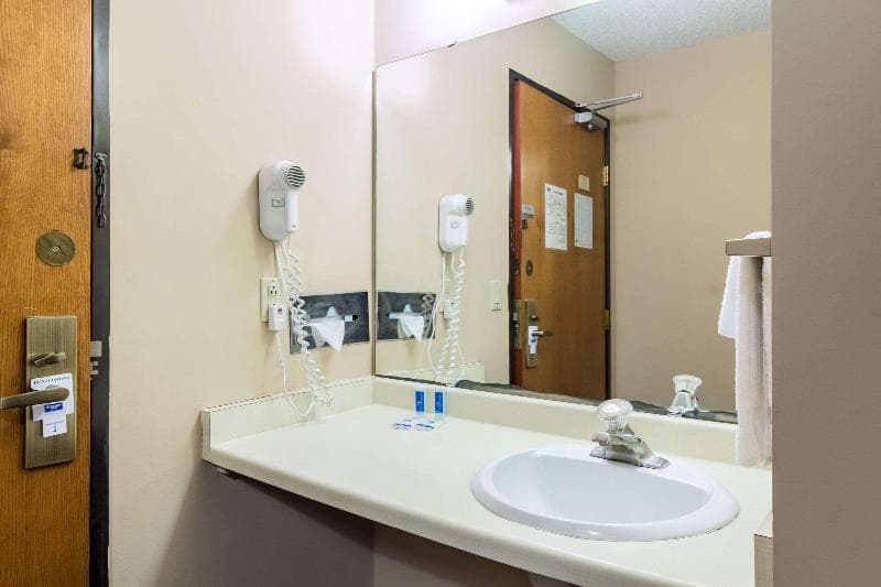 Rodeway Inn Red Wing 3