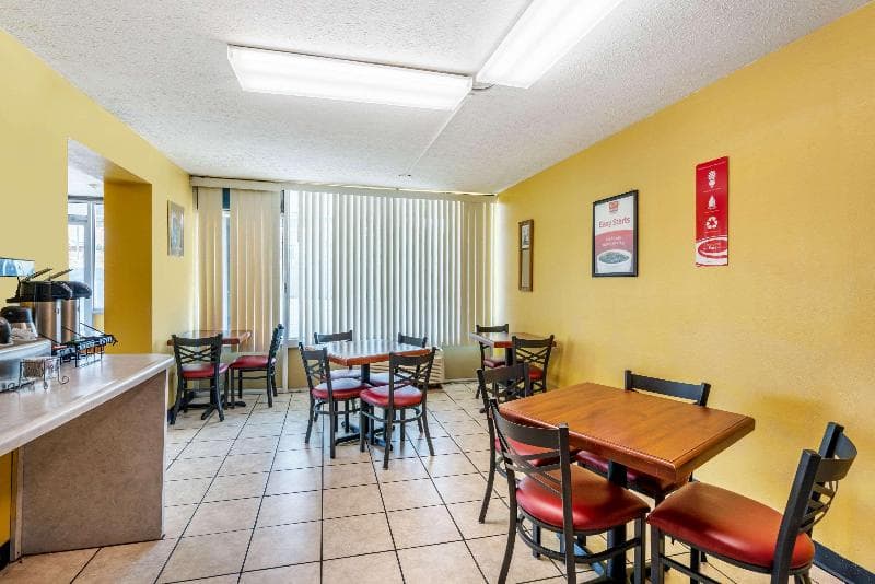 Econo Lodge Rolla photo 1