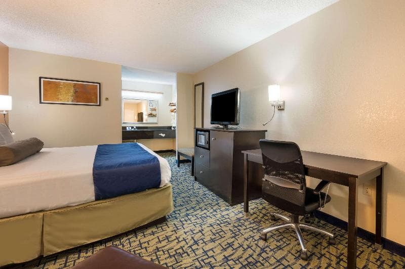SureStay by Best Western Meridian 4