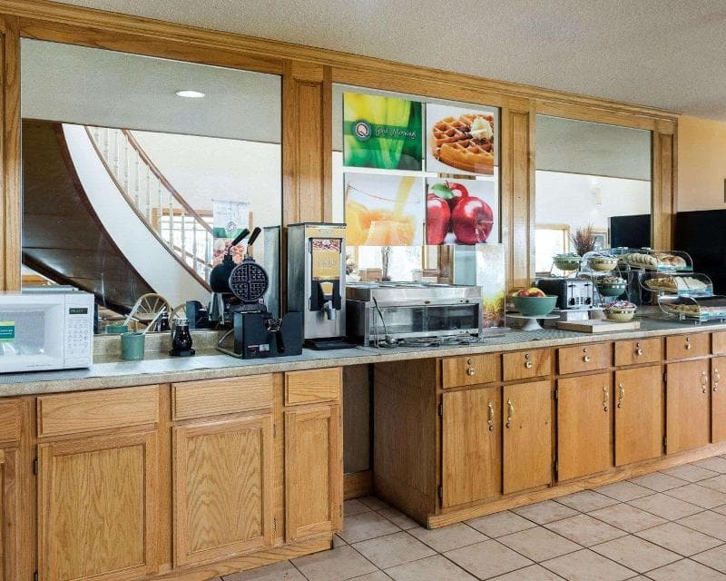 Quality Inn 3