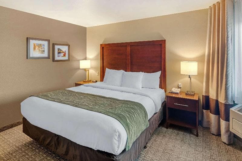 Missoula Comfort Inn University Hotel 4