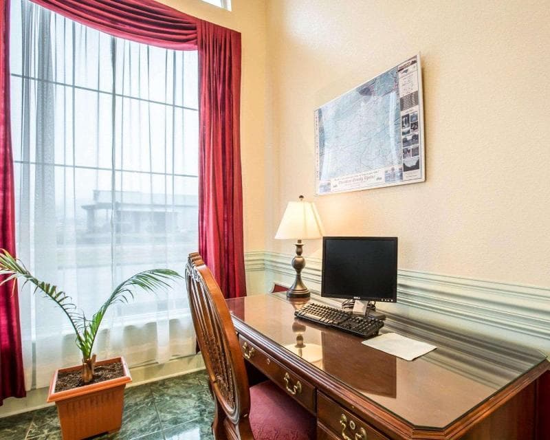 Quality Inn 1