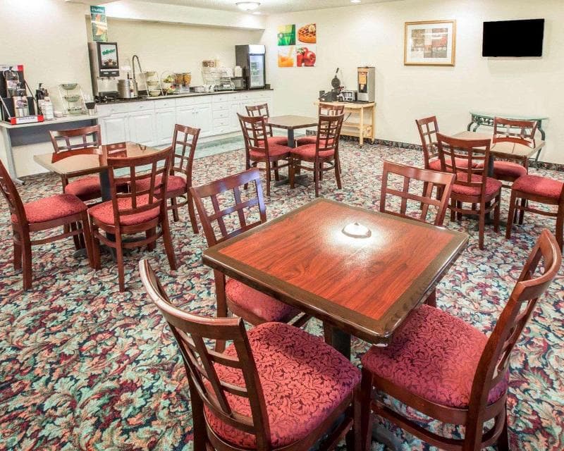 Quality Inn 5