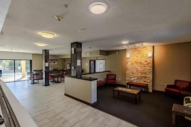 Quality Inn 3