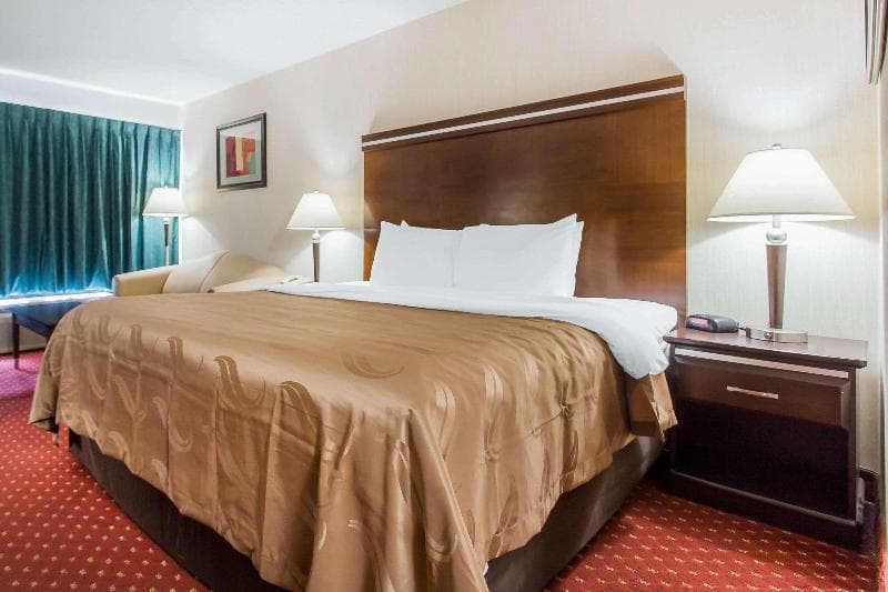 Quality Inn Mount Airy 3