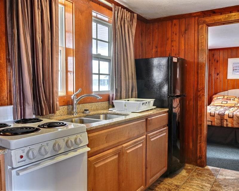 Rodeway Inn & Suites main