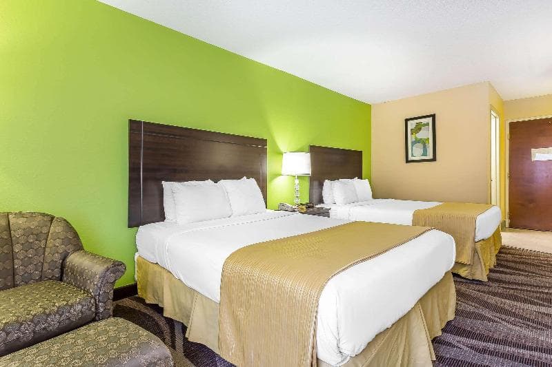 Quality Inn Warsaw I-40