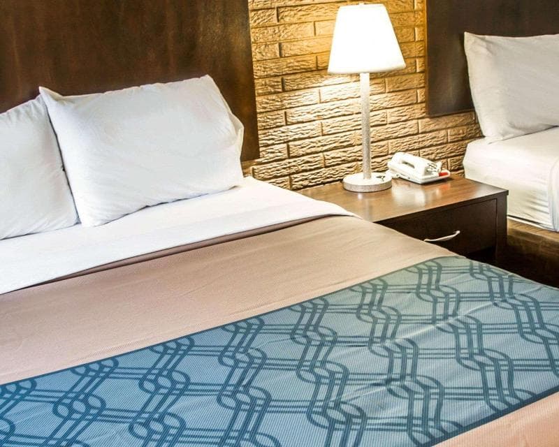 Rodeway Inn & Suites 3