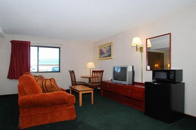 Americas Best Value Inn 4