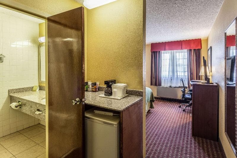 Quality Inn And Suites Lincoln 3