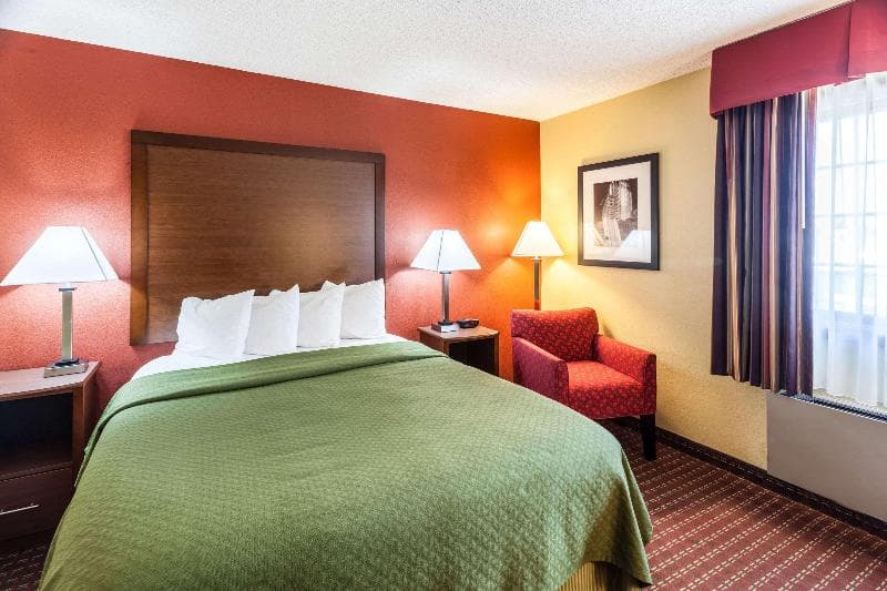 Quality Inn And Suites Lincoln 5