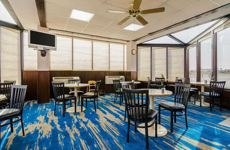 Quality Inn 3