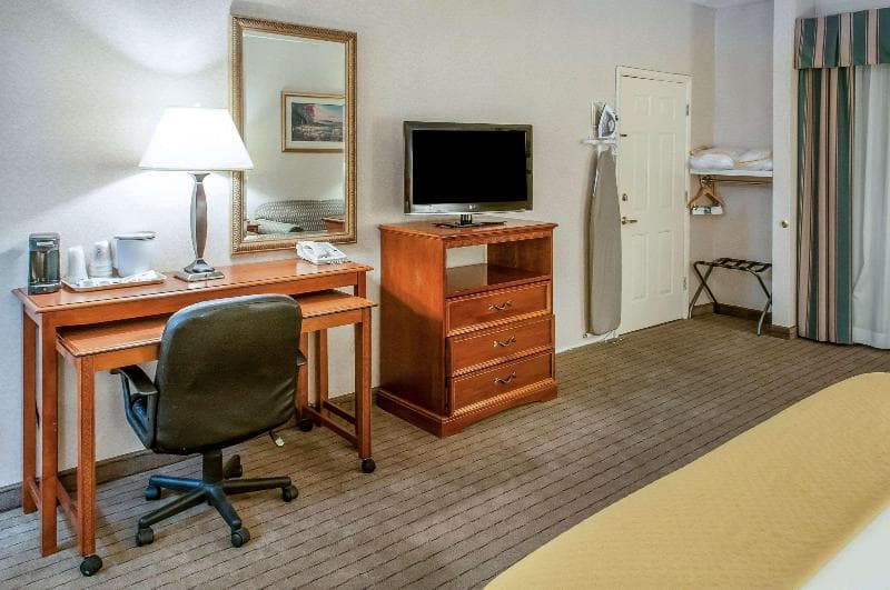 Quality Inn in Grants 5
