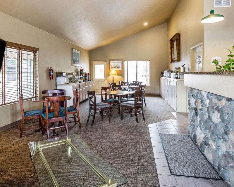 Quality Inn & Suites Minden 5