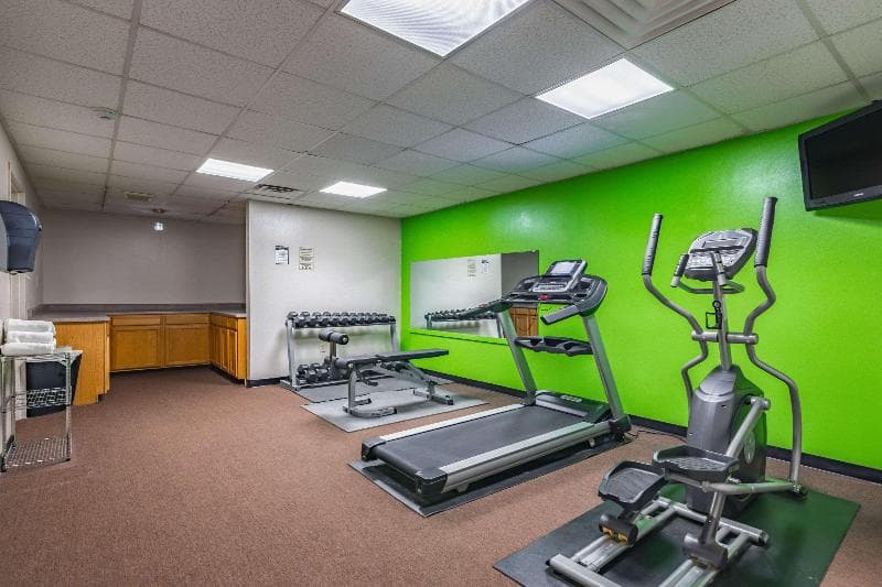 Quality Inn Schenectady - Albany 2
