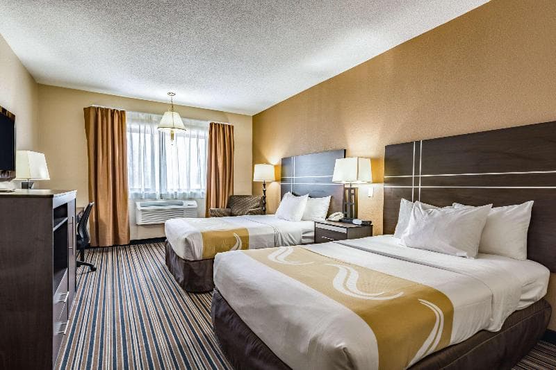 Quality Inn Schenectady - Albany 4