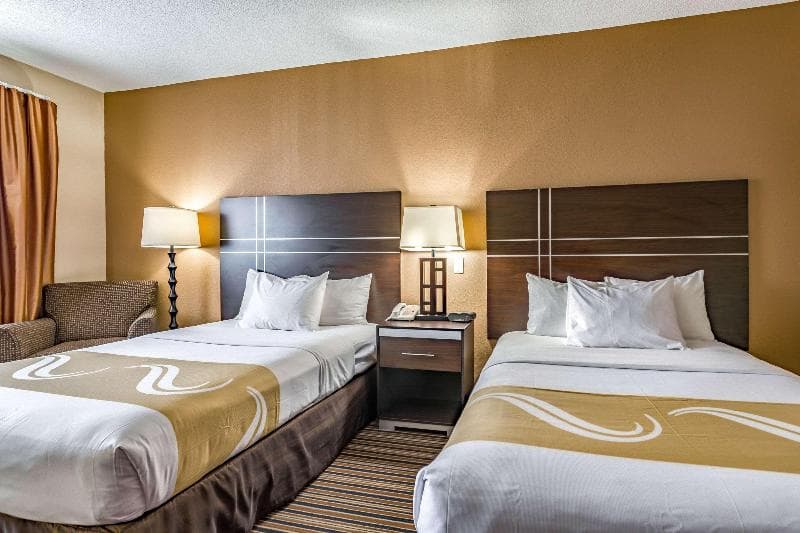 Quality Inn Schenectady - Albany 5
