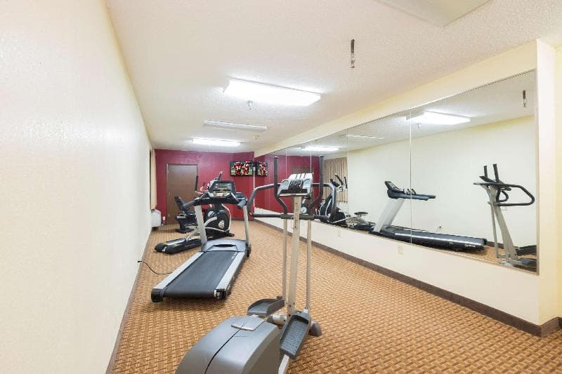 Red Roof Inn & Suites Cincinnati North - Mason main