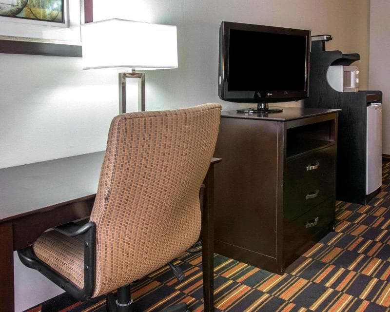 Comfort Inn Maumee - Perrysburgh Area 5