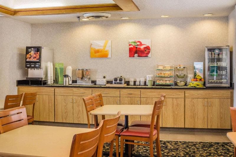 Quality Inn 2