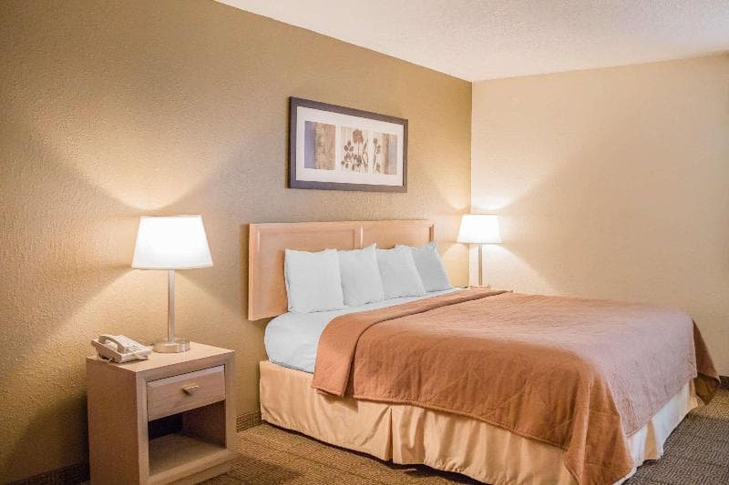 Quality Inn 3