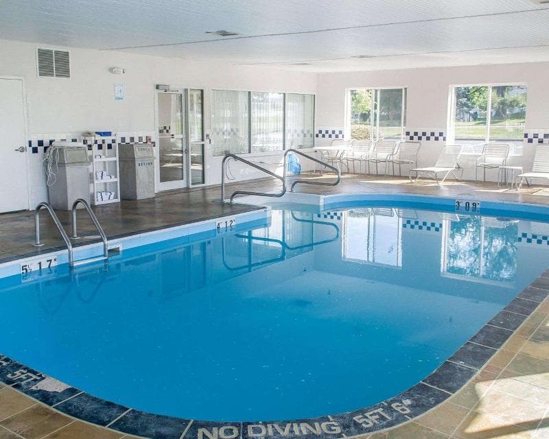 Sleep Inn & Suites 5