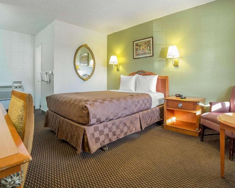 Rodeway Inn & Suites Hermiston photo 1