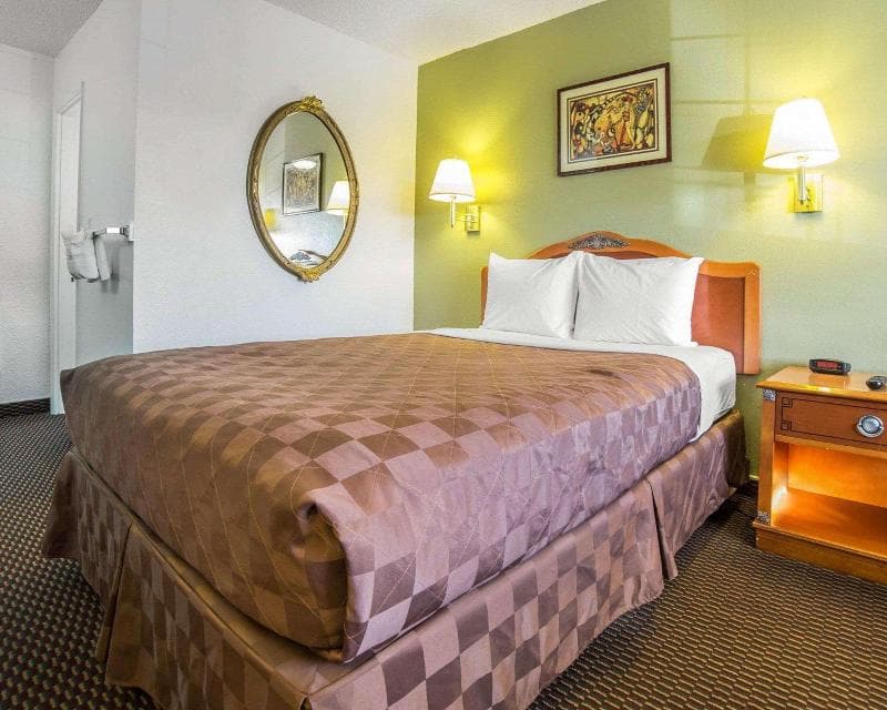 Rodeway Inn & Suites Hermiston 2