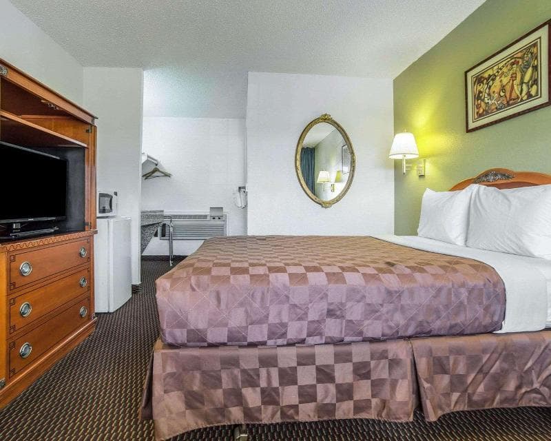 Rodeway Inn & Suites Hermiston 3