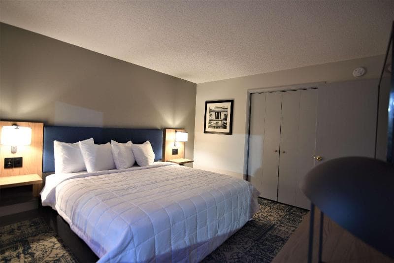 Baymont by Wyndham Pine Grove 5