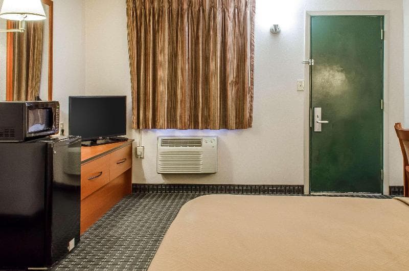 Rodeway Inn State College - Near University 2