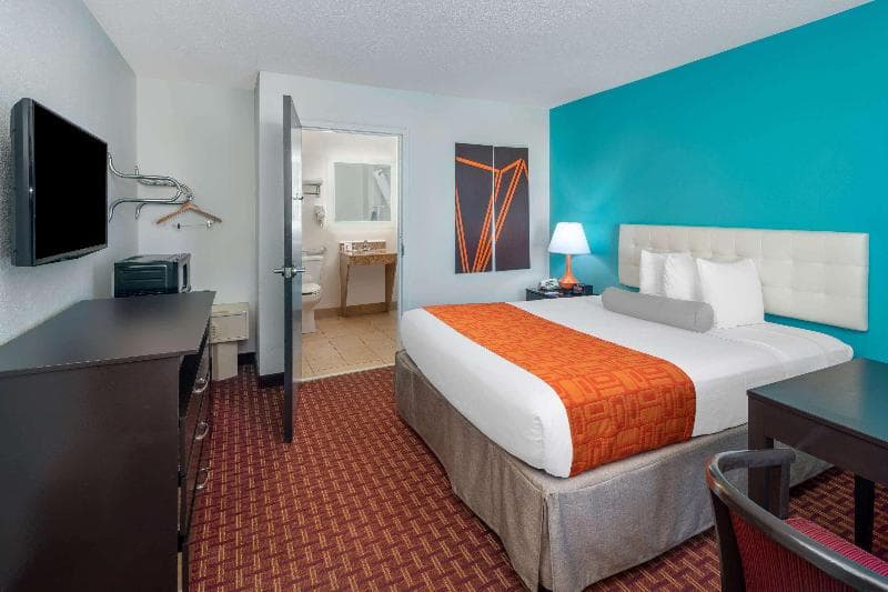 Howard Johnson by Wyndham Rock Hill 3