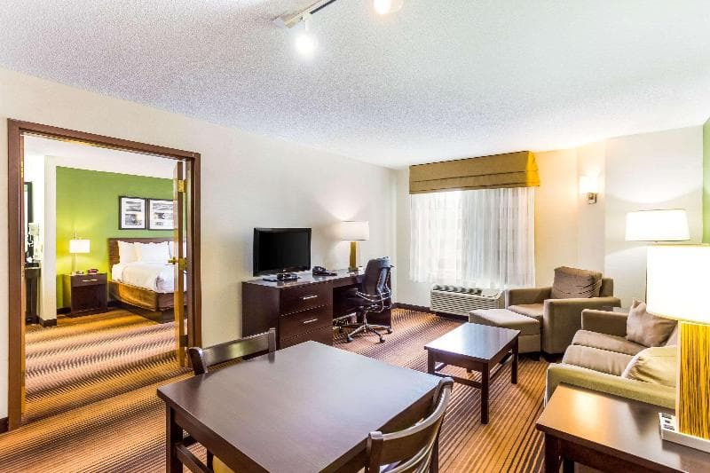 Sleep Inn & Suites main