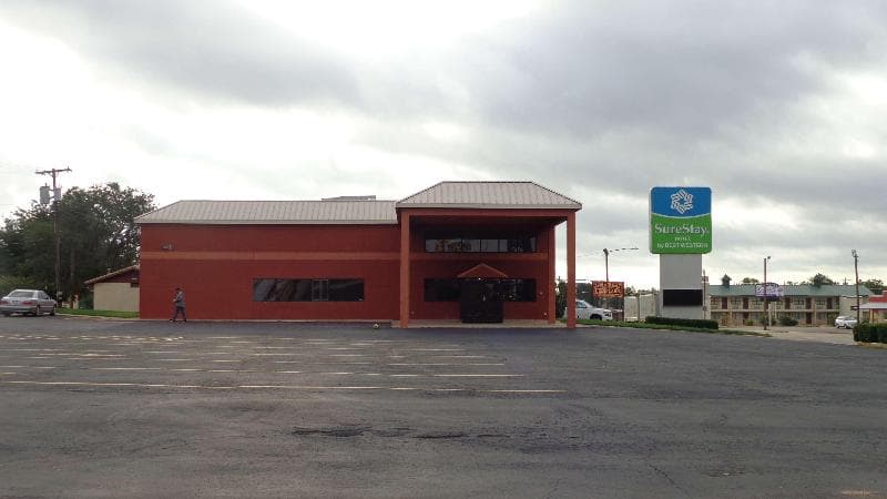 SureStay Hotel by Best Western Childress 3