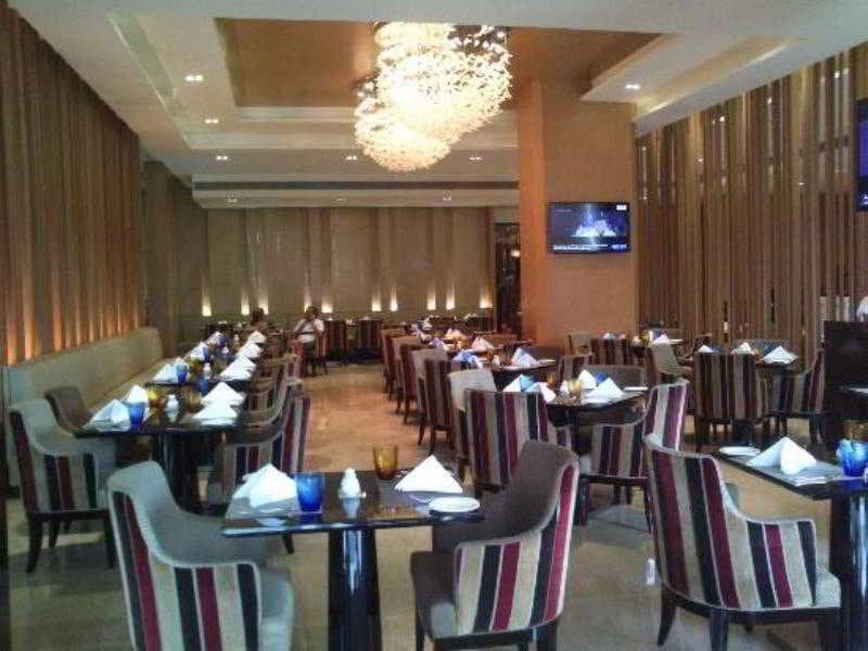 Radisson Blu Jaipur 4