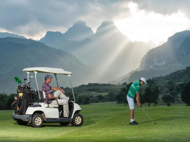 Cathedral Peak Hotel 4