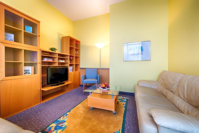 Hotel Achat Comfort City Frankfurt (Formerly Golden Leaf Hotel) 4