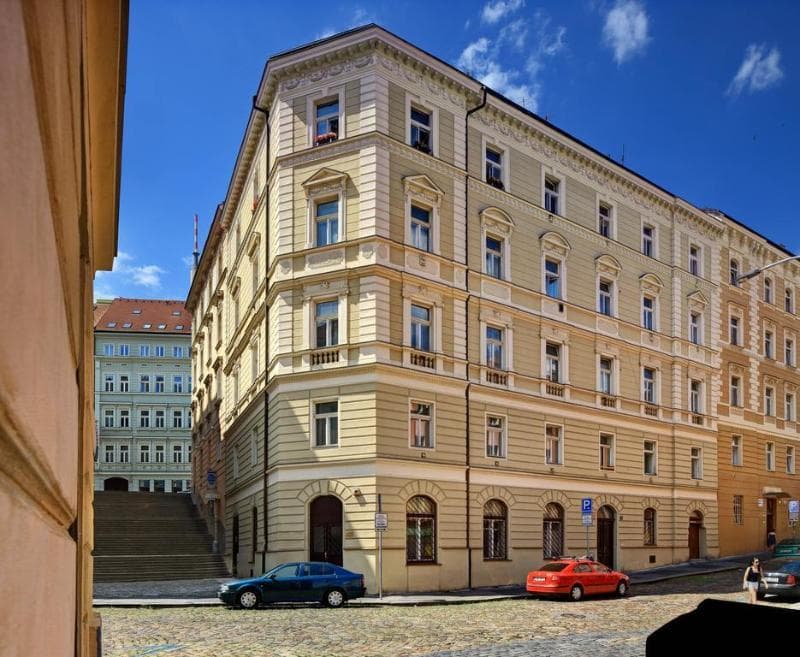 Hotel Golden City Garni 5